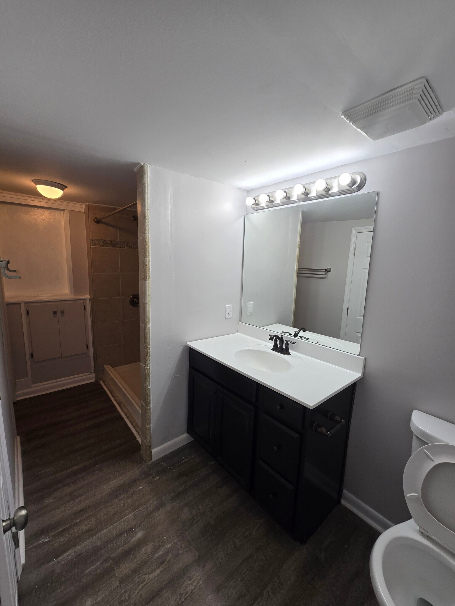 Building Photo - 207 Moncrief Ave