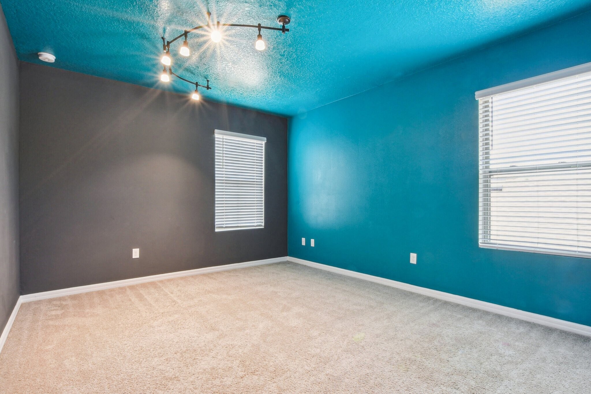 Building Photo - 3134 Timber Hawk Cir
