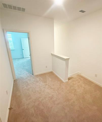 Building Photo - 633 4th St