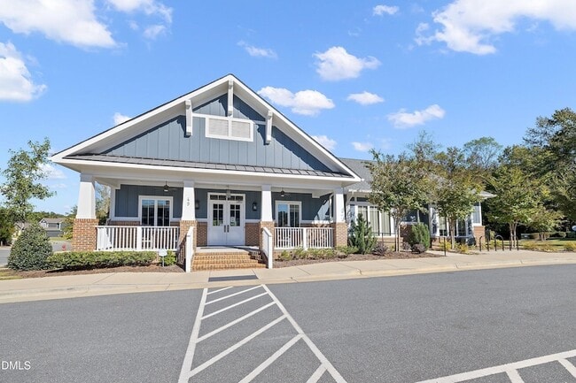 Building Photo - 115 Swain St