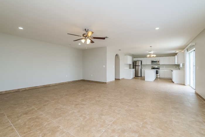 Building Photo - 12627 Lake Vista Dr