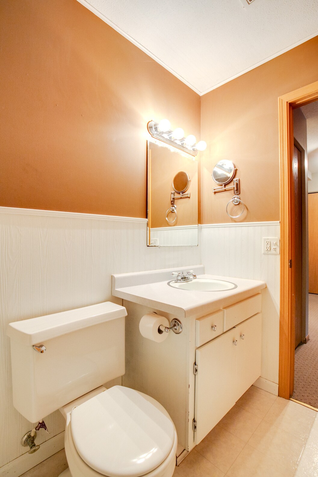 Building Photo - 12115 Drake St NW