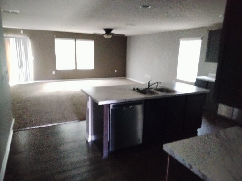 Building Photo - 1982 Nottoway Woods Ln