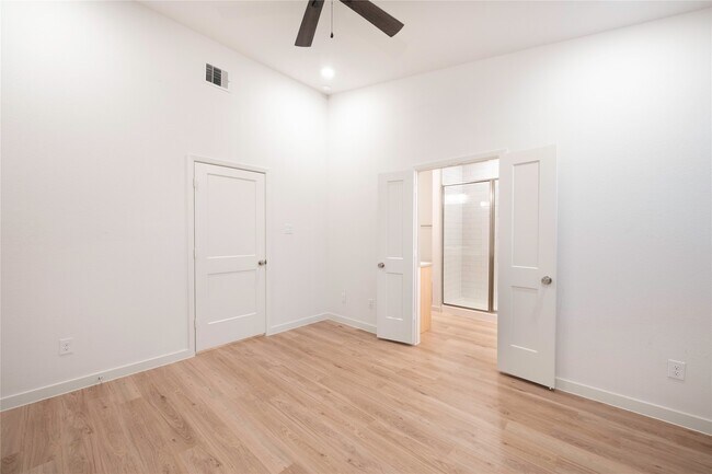 Building Photo - 2517 Appian Wy