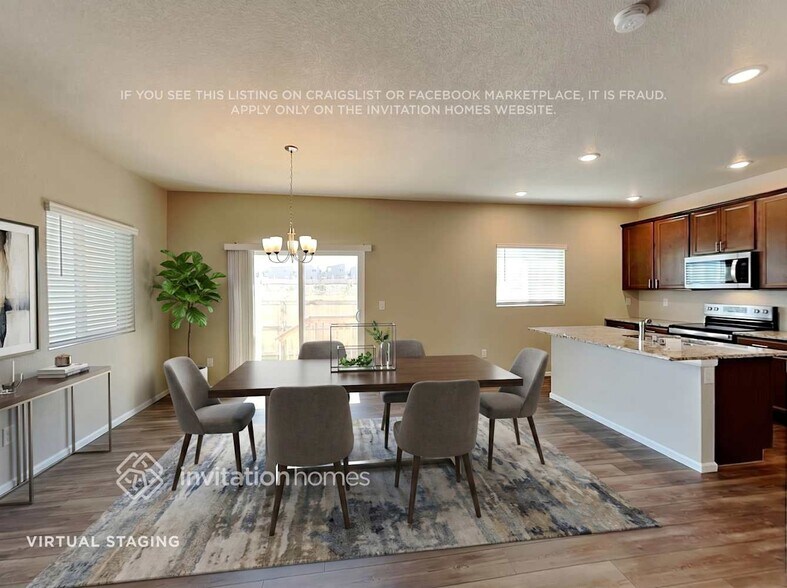 Building Photo - 11431 Sanderling St