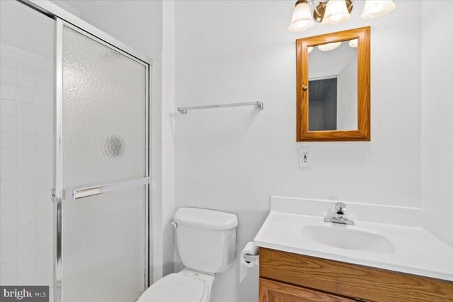 Building Photo - 141 N Fillmore Ave