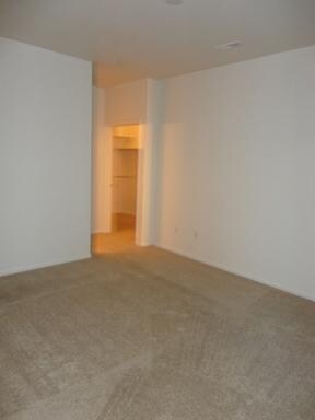 Building Photo - 2BR/2BA Ground Floor Condo with 2 Patios in GVR!