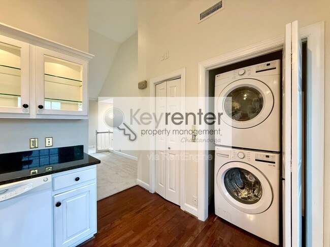 Building Photo - 1514 Heritage Landing Dr