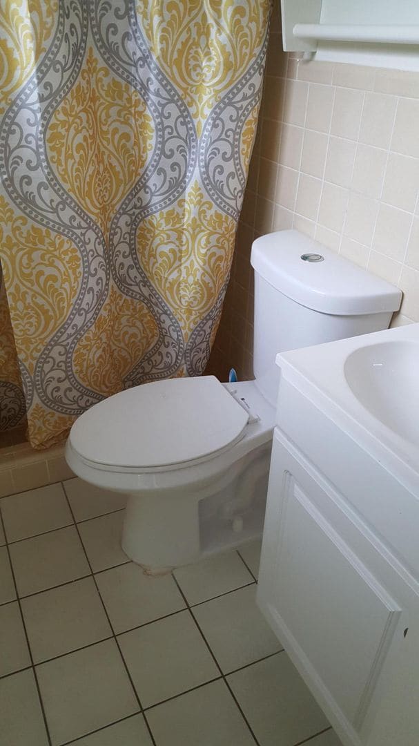 Building Photo - 1132 SW 3rd St