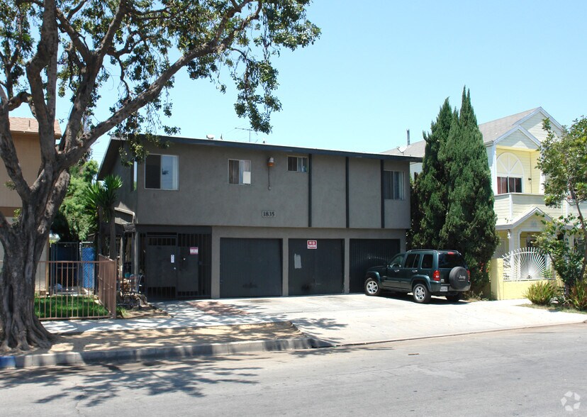Primary Photo - 1835 Pine Ave