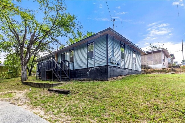Building Photo - 668 Grosso Ave