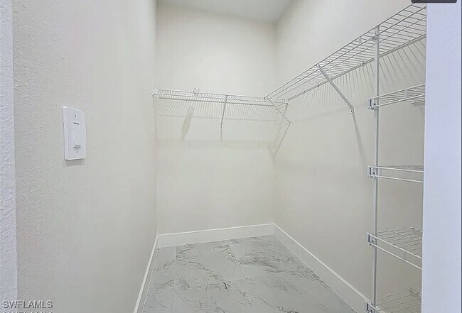 Building Photo - 314-316 Poplar St