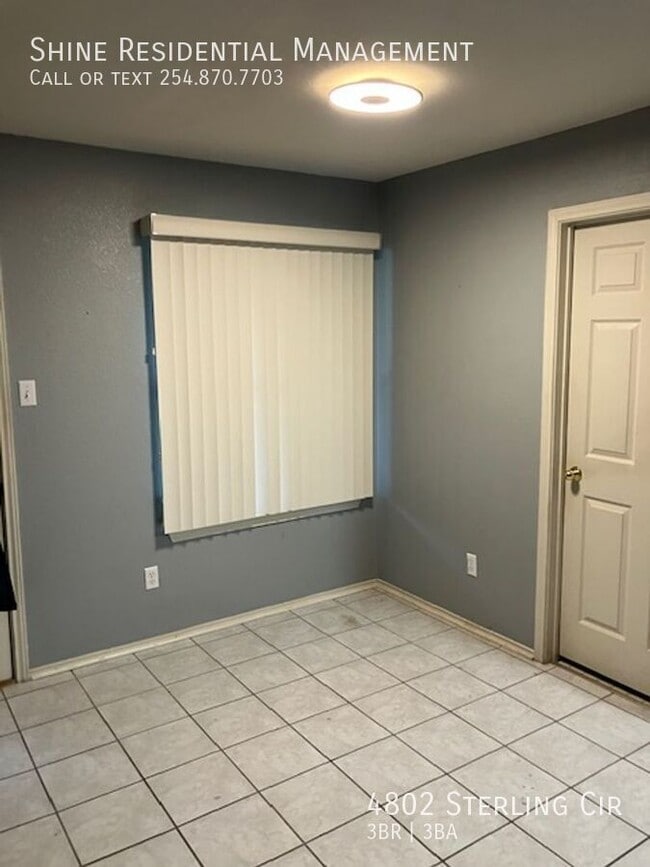 Building Photo - 4802 Sterling Cir