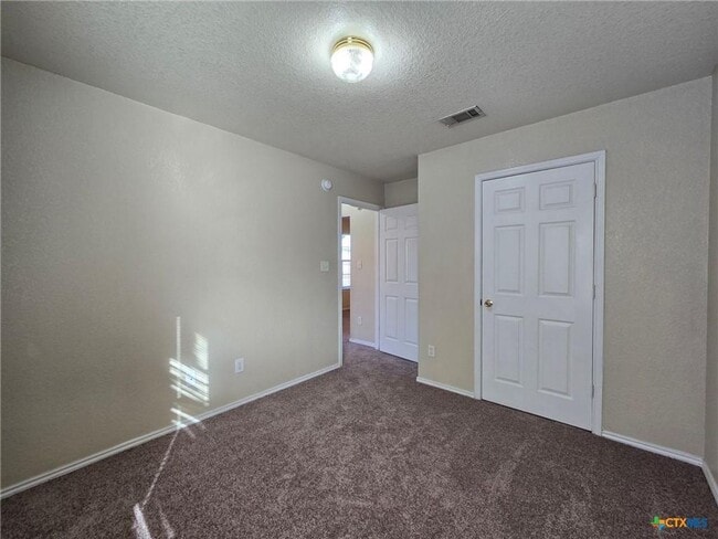 Building Photo - 2808 Leroy Cir