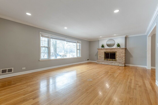 Building Photo - 996 Castlegate Ct