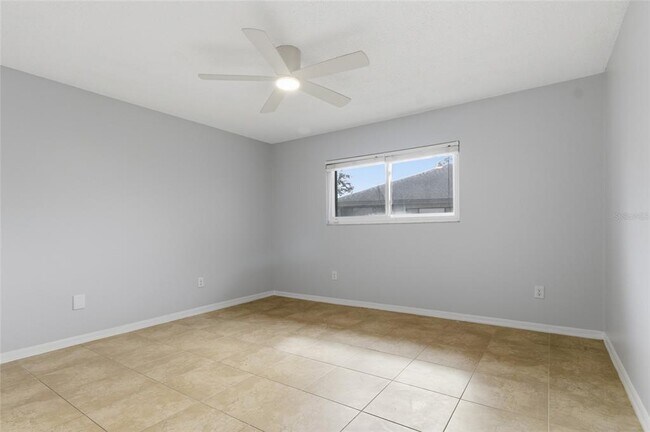 Building Photo - 2701 Countryside Blvd