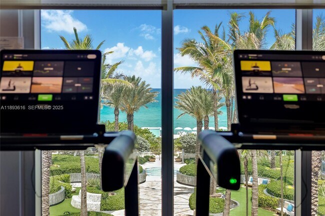 Building Photo - 6899 Collins Ave