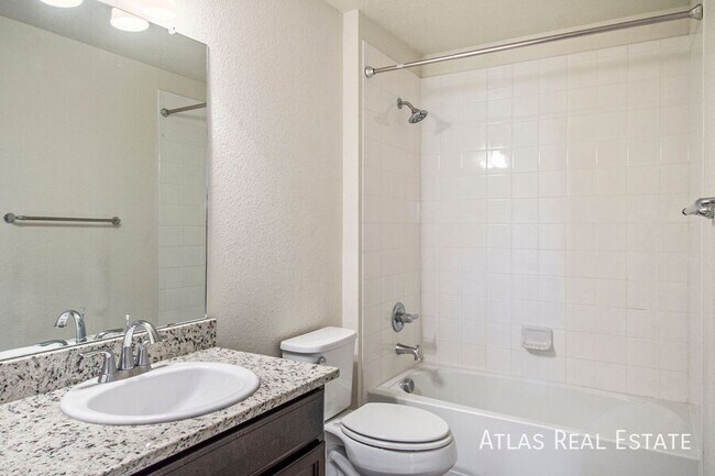 Building Photo - 15165 E 16th Pl