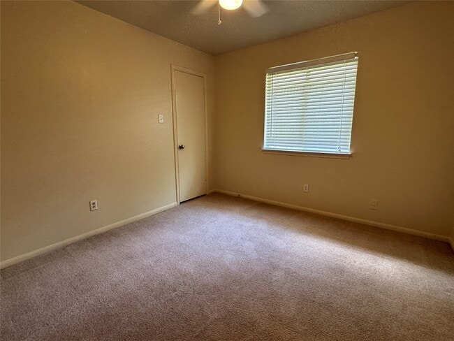 Building Photo - 14707 Cypress Meadow Dr