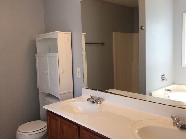Building Photo - Single Family Home in Desirable Brices Crossing