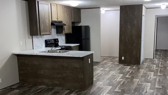 Primary Photo - Hunter Ridge