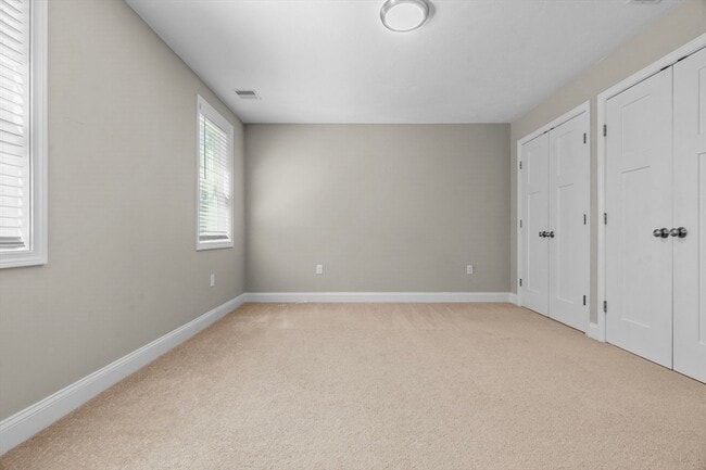 Building Photo - 7 Gorham St