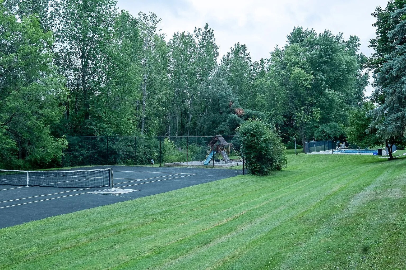 Common Area Tennis Courts - 234 Quarry Hill Rd