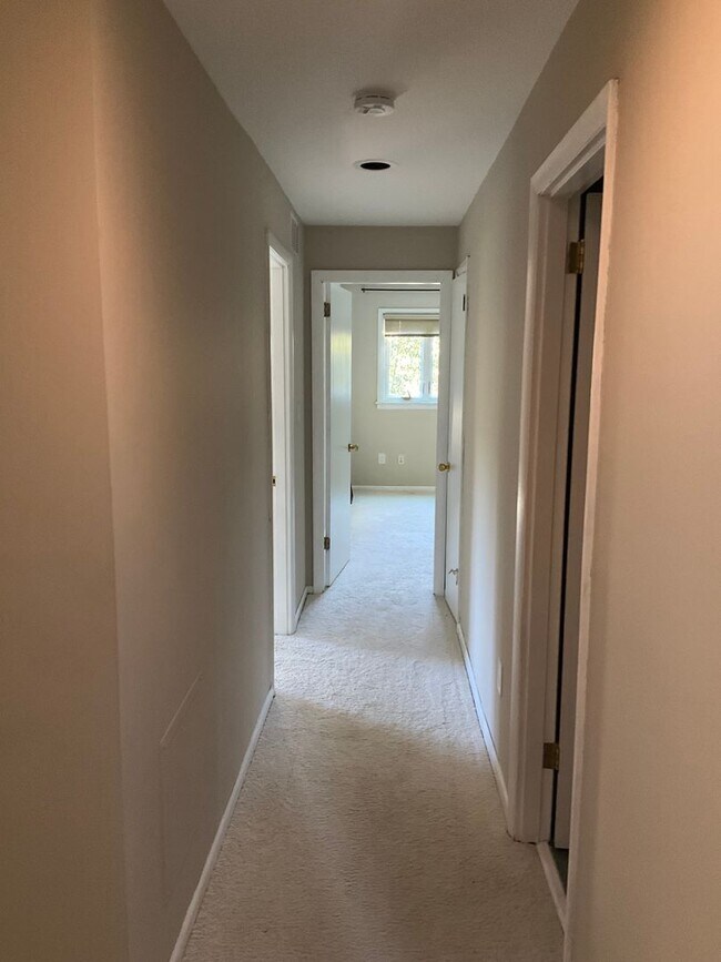 Building Photo - 4-Bedroom Home with 2 Full + 2 Half Baths ...
