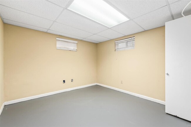 Building Photo - 767 Wenneker Dr