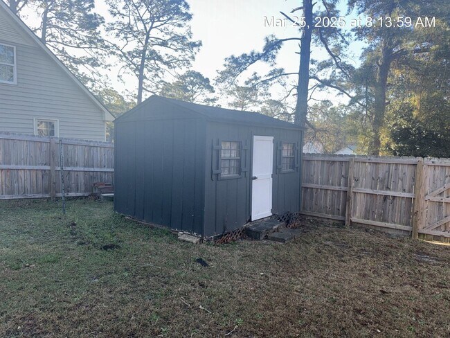 Building Photo - 3806 Airedale Ct