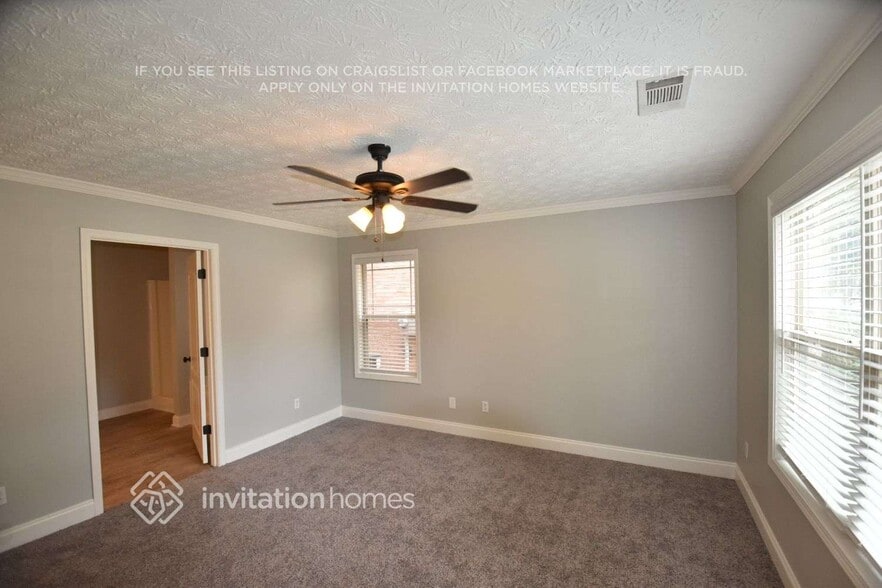 Building Photo - 113 Daisy Cir