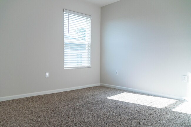 Building Photo - 2624 Saltgrass Wy