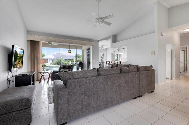 Building Photo - 23420 Peachland Blvd