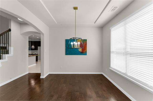 Building Photo - 701 Spring Falls Dr