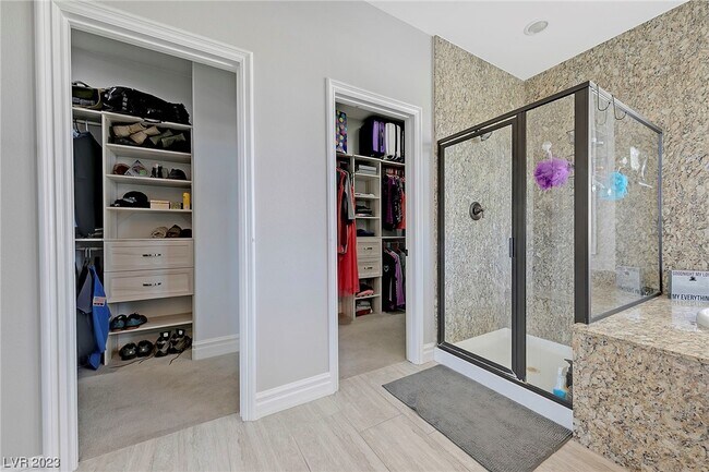 Building Photo - 216 Via Mezza Luna Ct