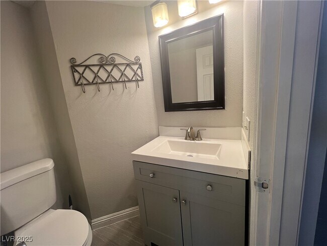 Building Photo - 362 Cavos Way