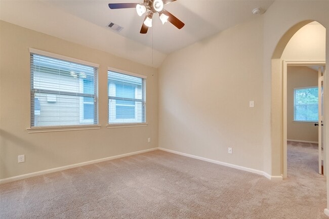 Building Photo - 220 Cheswood Forest Dr