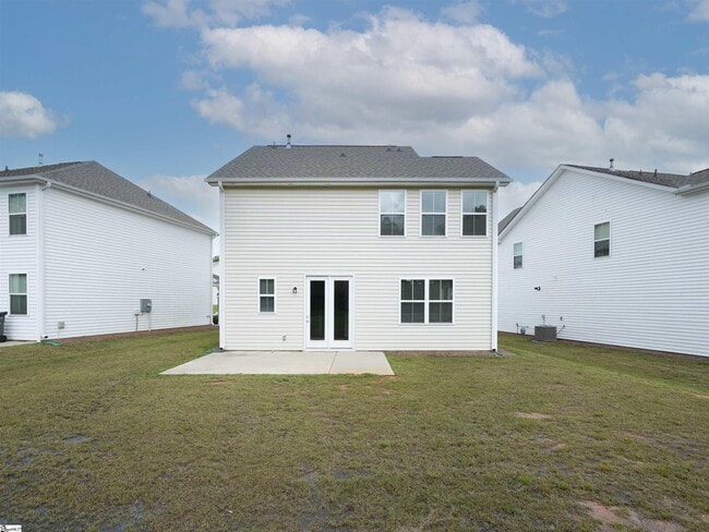 Building Photo - 213 Bryland Wy