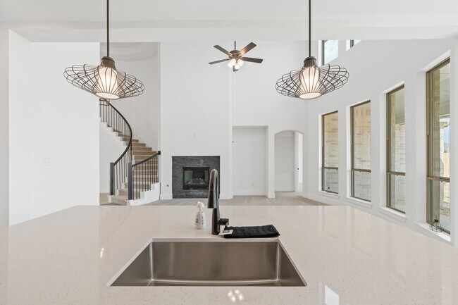 Building Photo - 21127 Coral View Dr
