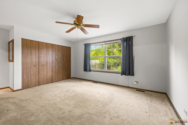 Building Photo - 1174 Hyannis Cir