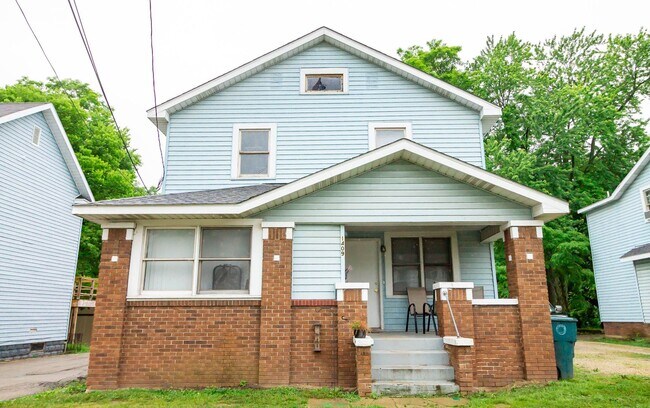Building Photo - 1409 W Jackson St