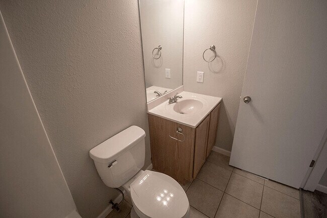 Building Photo - 1405 Greensboro Dr