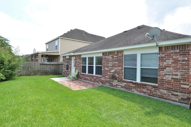 Building Photo - 22852 Lantern Hills Dr