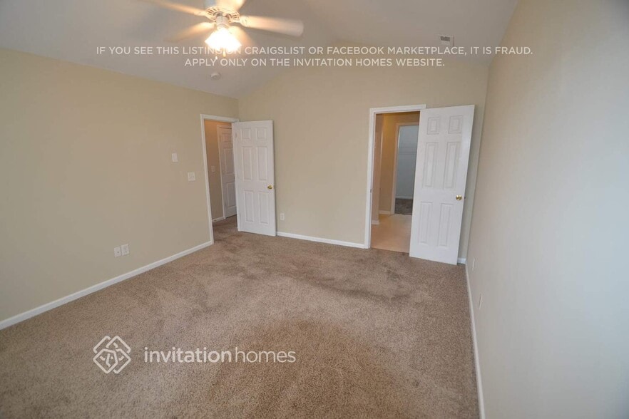 Building Photo - 1304 Red Tallen Ct