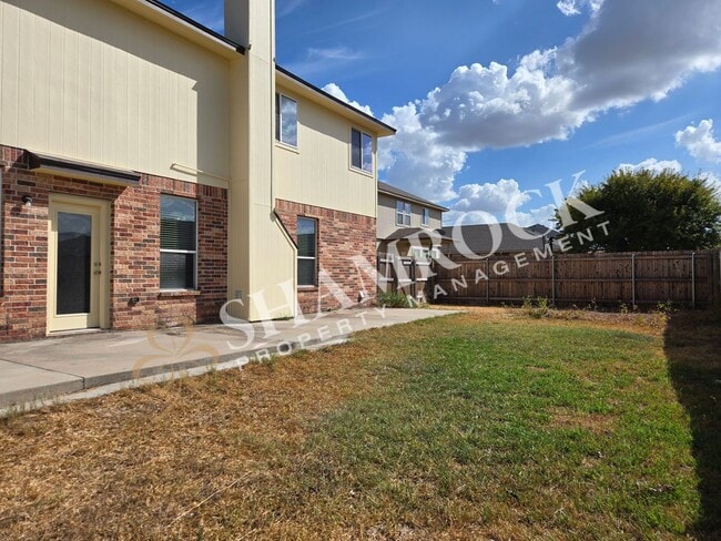 Building Photo - 6509 Tejas Dr
