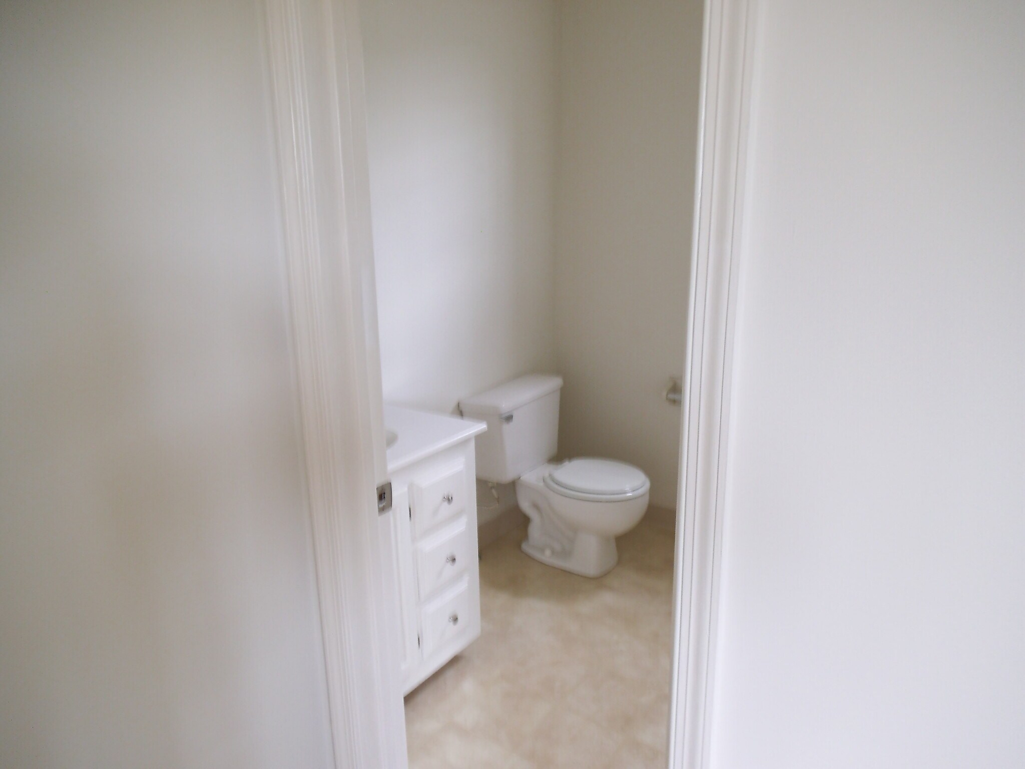 Building Photo - 322 Kent Ln