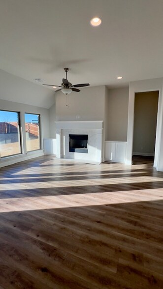 Building Photo - 10036 Durango Trail