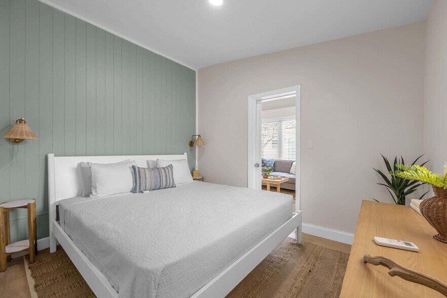 Building Photo - 637 S Orlando Ave