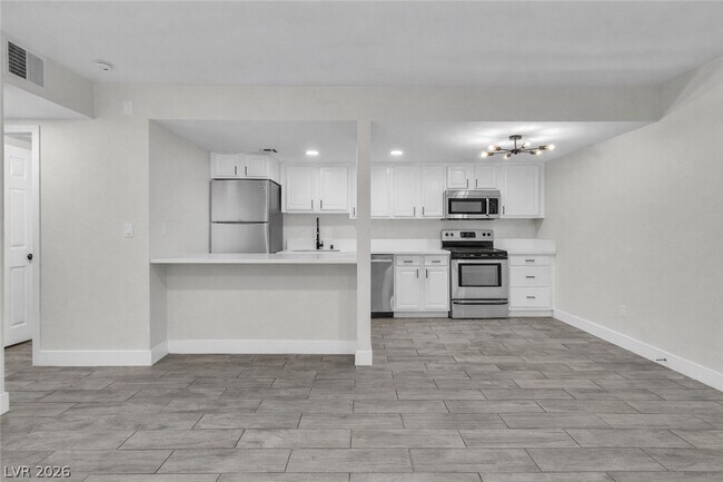 Building Photo - 5009 Indian River Dr