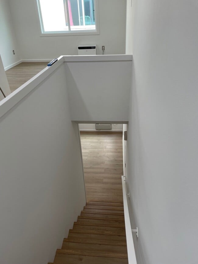 View from upstairs - 11025 Kittridge St